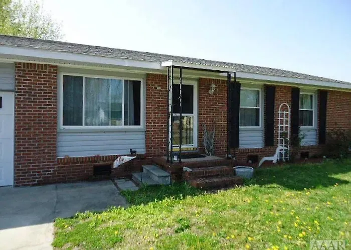 Comfort & Quiet In A Central Location