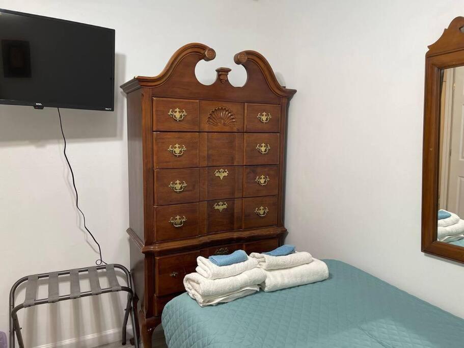 Comfort & Quiet In A Location Hébergement de vacances Elizabeth City